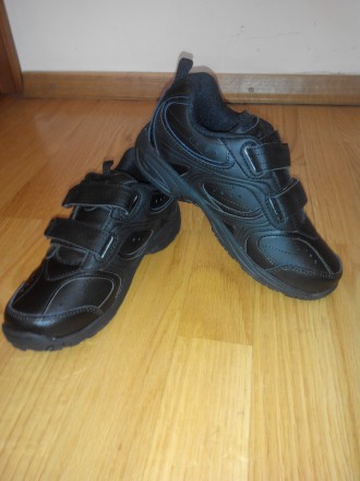 Продаються дитячі кросівки Дитячі кросівки STRIDE RITE
Нові.
Шкіряні,
Чорні.
. . фото 4