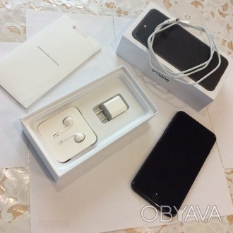 Apple IPhone 7plus black 128 Gb Neverlock (продаю с карбоновым чехлом противоуда. . фото 1