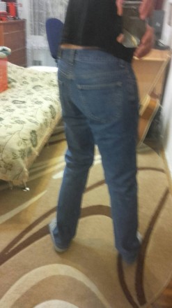 Фирменные джинсы, состояние отличное, сзади между ногами немножко протертые (пра. . фото 12