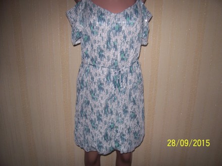 шикарное нарядное фирменное платье всё полностью в паетках с ценником отдаю намн. . фото 4