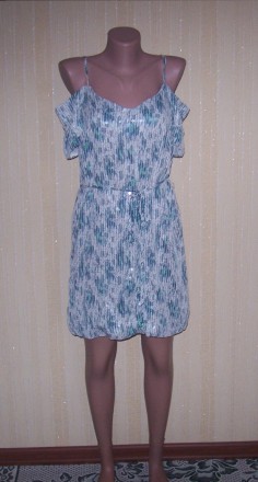 шикарное нарядное фирменное платье всё полностью в паетках с ценником отдаю намн. . фото 5