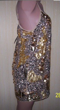 шикарное нарядное фирменное платье Италия. всё в паетках.идёт от 46 по 48 размер. . фото 4
