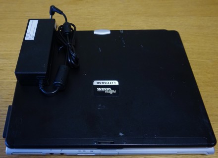 Ноутбук (Нетбук) Fujitsu Siemens LifeBook T4210 компактний, планшетний з поворот. . фото 3