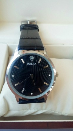 Стильные женские часы ROLEX (копия) 
Отлично смотрятся на руке.
Хорошее качест. . фото 3