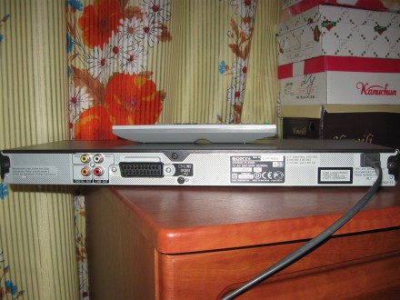 Сверхтонкий проигрыватель DVD Sony DVP-NS38 в отличном состоянии. Очень мало исп. . фото 4