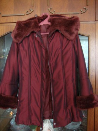 Зимняя куртка - тёплая - фабричная - размер 46-48. . фото 3