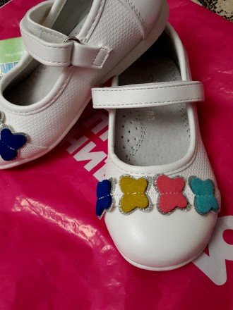 Нарядные белые туфельки для маленьких принцесс, которые будут красиво смотреться. . фото 2
