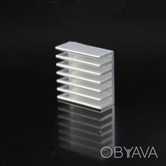 Радиатор алюминевый для микросхем самоклеющийся

подходит для чипов на v56 v59. . фото 1