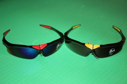 Спортивні окуляри зроблені з якісного пластику.
Оправа: пластик.
Лінзи: пласти. . фото 5