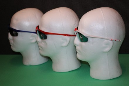 Спортивні окуляри зроблені з якісного пластику.
Оправа: пластик.
Лінзи: пласти. . фото 11