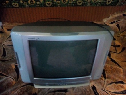 Телевизор в отличном состоянии. Ниразу не был в ремонте. Характеристики смотри н. . фото 4