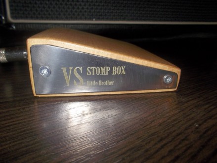 Stomp box, ручной работы, выполненный мастером специально для VSstomp box. 
Отл. . фото 4