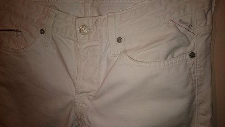 Роскошные белые джинсы от известнейшего итальянского бренда Replay. Качественный. . фото 5