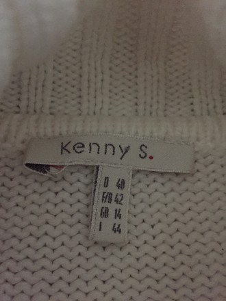 Белый свитер kenny s. в отличном состоянии.
размер 48.
В плечах - 43см 
в гру. . фото 4