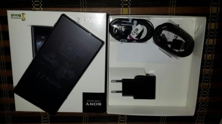 Sony Xperia Z1 (C6902) черный новый в наличии + силиконовый чехол бампер + защит. . фото 6