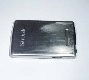 Продам плеер SanDisk Sansa Fuze 2GB

Вопросы по телефону или через сообщения. . . фото 4