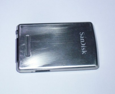 Продам плеер SanDisk Sansa Fuze 2GB

Вопросы по телефону или через сообщения. . . фото 5