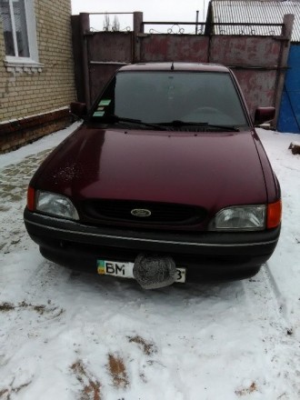 Форд Орион в отличном состоянии 1992 года на Украине с 2013 пригнана из германии. . фото 4