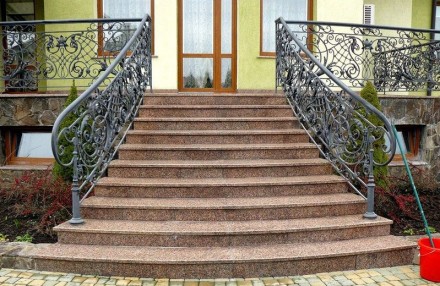 Современное жилище невозможно представить без входной лестницы. По ней создается. . фото 10
