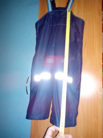 Куртка и штаны со светоотражающимися полосками в темноте.
Одежда в очень хороше. . фото 11