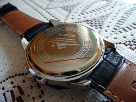 Мужские наручные часы  Emporio Armani 45 мм
Стиль: универсальные.
Часовая, мин. . фото 5