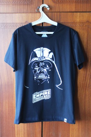 Продам НОВУЮ футболку Star Wars
Ни разу не одевали
Размер XL
Черного цвета. . фото 2
