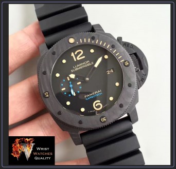 PANERAI - PAM 616 Luminor Submersible 1950 CARBOTECH™ 3 Days Automatic - 47 mm
. . фото 2