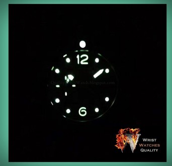 PANERAI - PAM 616 Luminor Submersible 1950 CARBOTECH™ 3 Days Automatic - 47 mm
. . фото 4