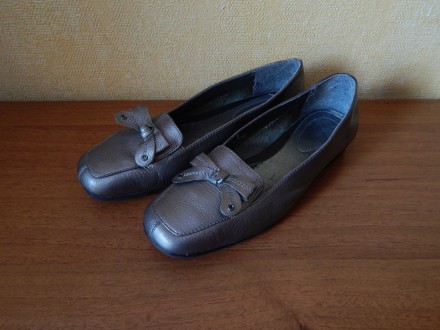 Кожаные туфли для девочки в хорошем состоянии , размер 35,5. . фото 3