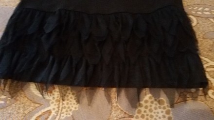 Классное черное платьице на девчонку, цвет более тёмный чем на фото . Идеально н. . фото 3