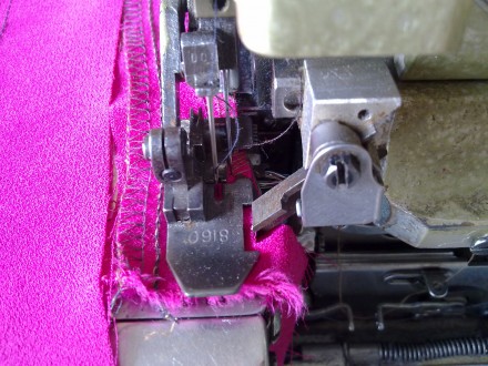 Швейная машина- оверлок Джуки / Juki MO-816, пятиниточный. 3.2 мм между иглами. . . фото 3