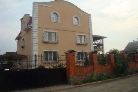 дом находится в городе Борисполь,ул.Остапа Вишни,самая высокая точка в городе.Пл. . фото 3