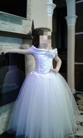Продается выпускное детское платье в идеальном состоянии, одето один раз.Платье . . фото 3