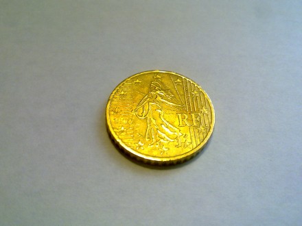 Состояние хорошее. 

Центральным изображением монеты является девушка-сеятель.. . фото 2