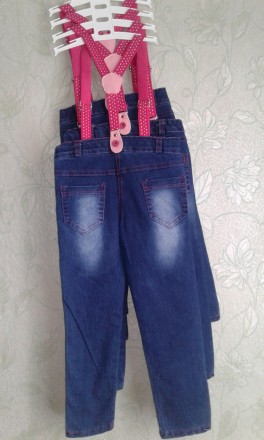 Продам детские джинсы на подтяжках. Турецкого произвоцтва новые для девочки в на. . фото 13