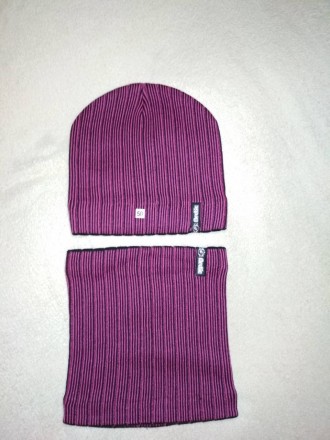 Тоненький демі комплект шапка+хомут
60% бавовна, 40% акрил
Колір темно-рожевий. . фото 3