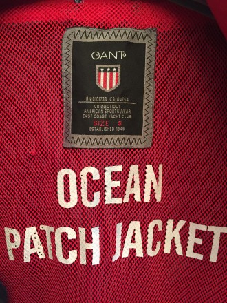 Куртка GANT американская, состояние новой, есть один нюанс, утерян язычек на бег. . фото 3