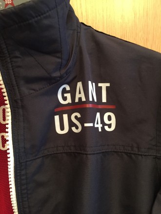 Куртка GANT американская, состояние новой, есть один нюанс, утерян язычек на бег. . фото 2