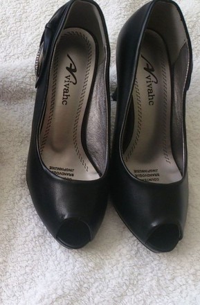 Женские туфли новые, 38 размер, длина стельки 24,5 см. Маломерные, написано 39, . . фото 3