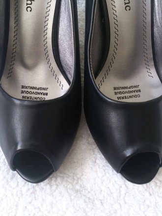 Женские туфли новые, 38 размер, длина стельки 24,5 см. Маломерные, написано 39, . . фото 4