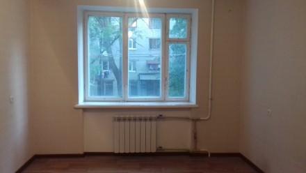 Продам комнату в общежитии в районе КСК. Комната не угловая, находится на выгодо. . фото 2