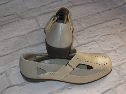 Продам отличные кожаные туфли Easy B (Англия), размер 40 (UK 6 полномерный).
Дл. . фото 4