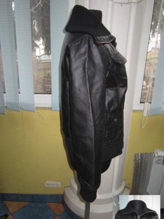 Оригинальная женская кожаная куртка East Village. Испания. Лот 92
Качественная,. . фото 7