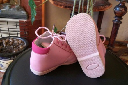Ботиночки розового цвета, в отличном состоянии (одева-
лись несколько раз)
Бре. . фото 5