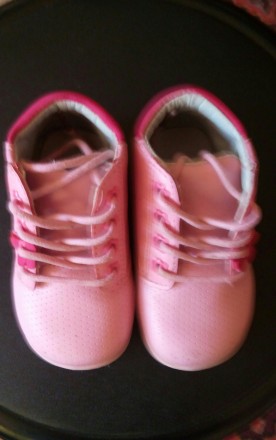 Ботиночки розового цвета, в отличном состоянии (одева-
лись несколько раз)
Бре. . фото 9