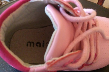 Ботиночки розового цвета, в отличном состоянии (одева-
лись несколько раз)
Бре. . фото 8