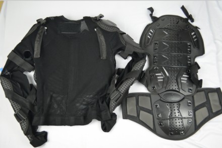 Черепаха FOX Titan, усиленная модель, (мото защита), новая

Цвет:черный
Разме. . фото 6