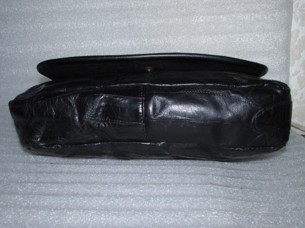 Супер сумка портфель натуральная кожа новая

Сумка изготовлена из плотной каче. . фото 4