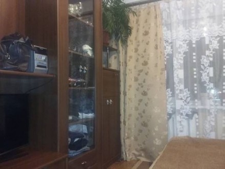 Продается комната в зеленом районе м. Дарница (7 мин.пешком) по ул. Строителей ,. . фото 2