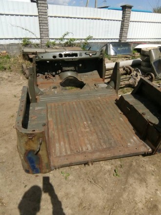 Продам УАЗ 469 по запястям есть все детали на это авто Больше информации по теле. . фото 6